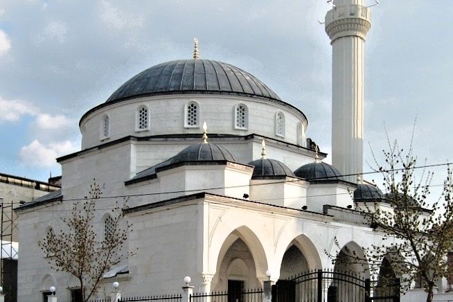 Arnavutluk Korça Cami